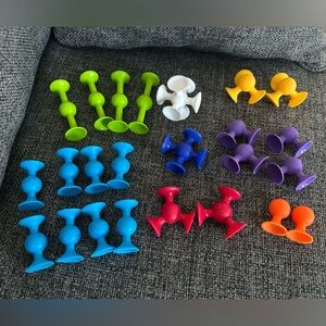 Squigz brand 24pc set